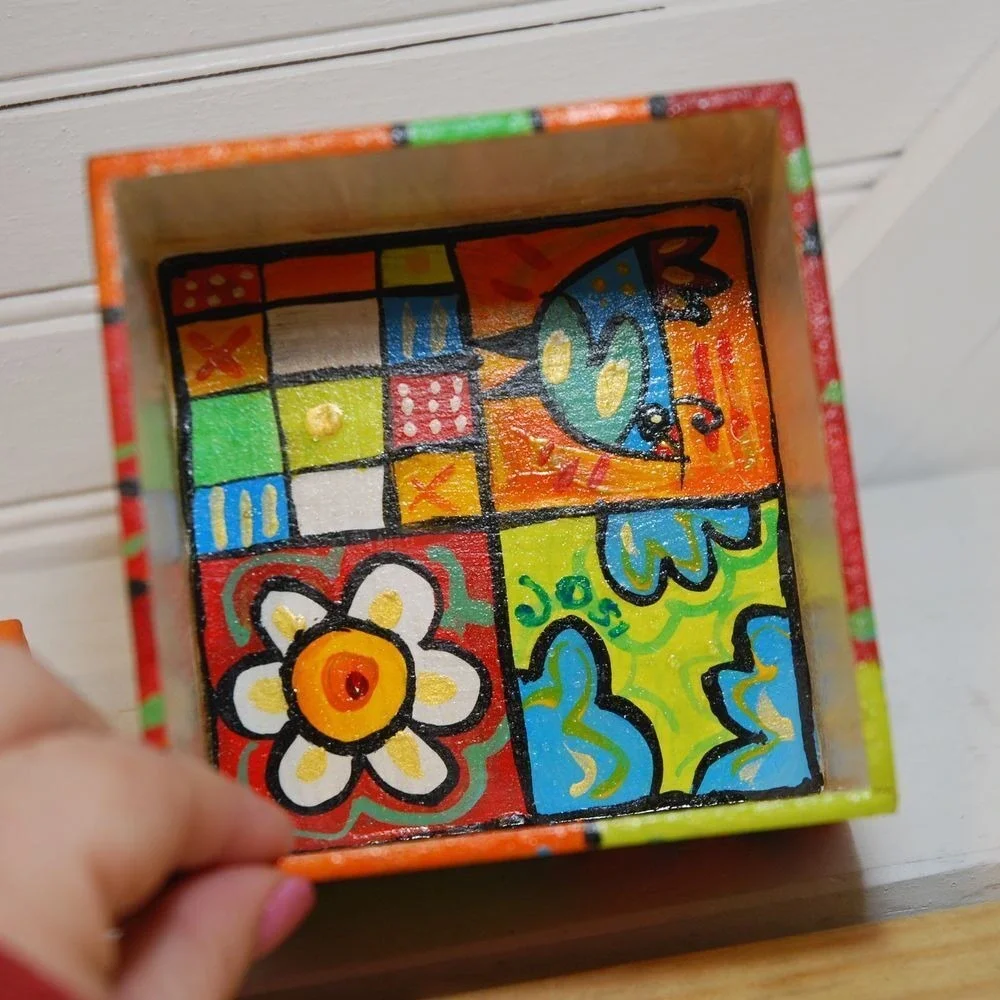 Vintage Hand-painted wooden jewelry box Zentangle design heart lovebirds UNISEX‎